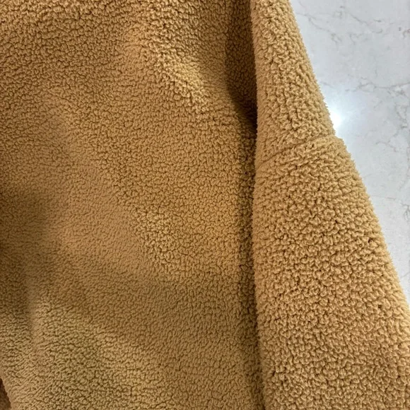 Sweater - Picture 3 of 3